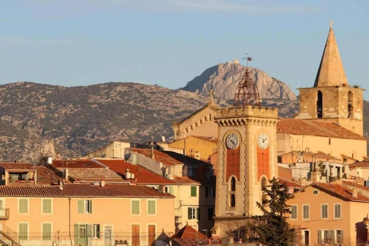 Rare - Escale Bicolore - Bas De Villa Prive Proche De Cassis - Piscine Chauffee Pendant L'Ete Aubagne France
